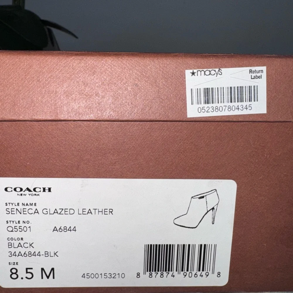 COACH SENECA GLAZED LEATHER BOOTIES - Picture 11 of 11